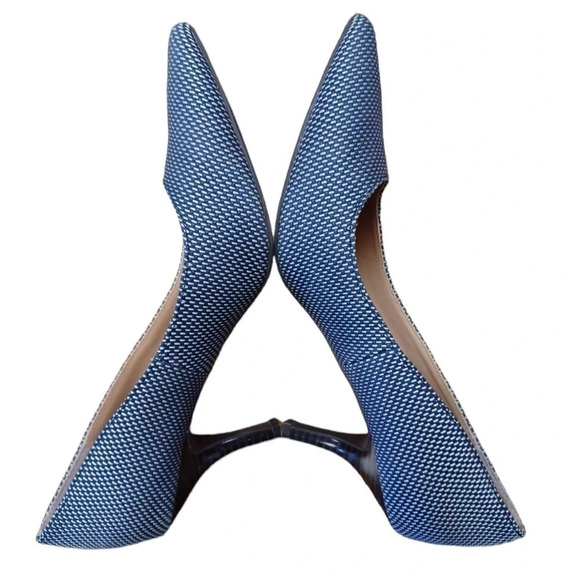 Charles Jourdan Textured Blue & Cream Kitten Heels Size 7.5 - Picture 4 of 10